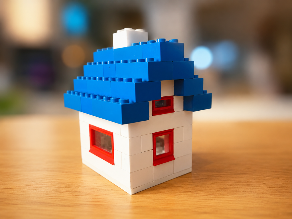 Town Gift Package : Small Blue Roof Town House